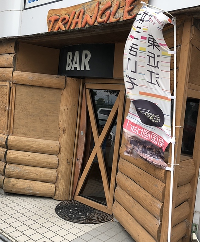 丸太づくりの外観